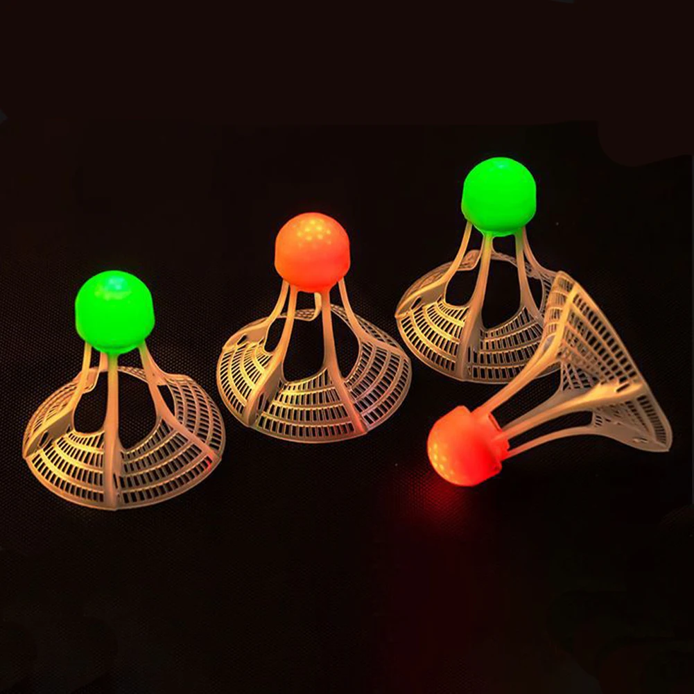 Glow-In-The-Dark Windproof Bad - đánh giá và giá Badminton Nylon Shuttlecock