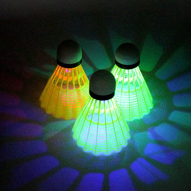 WELKIN 4 Đêm Đen LED Phát Sáng - đánh giá và giá Badminton Nylon Shuttlecock