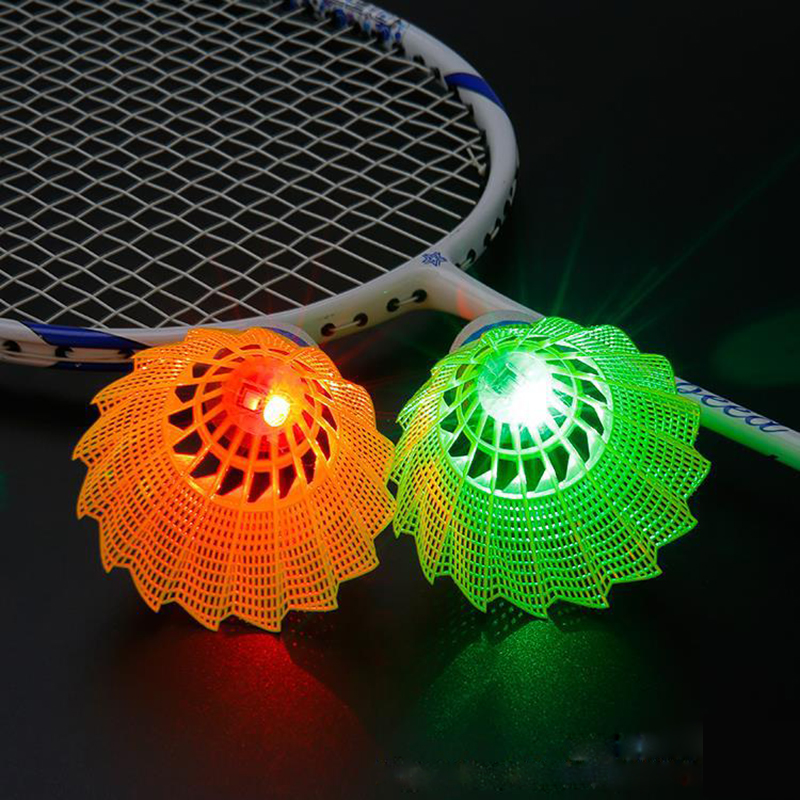 WELKIN 4 Đêm Đen LED Phát Sáng - đánh giá và giá Badminton Nylon Shuttlecock